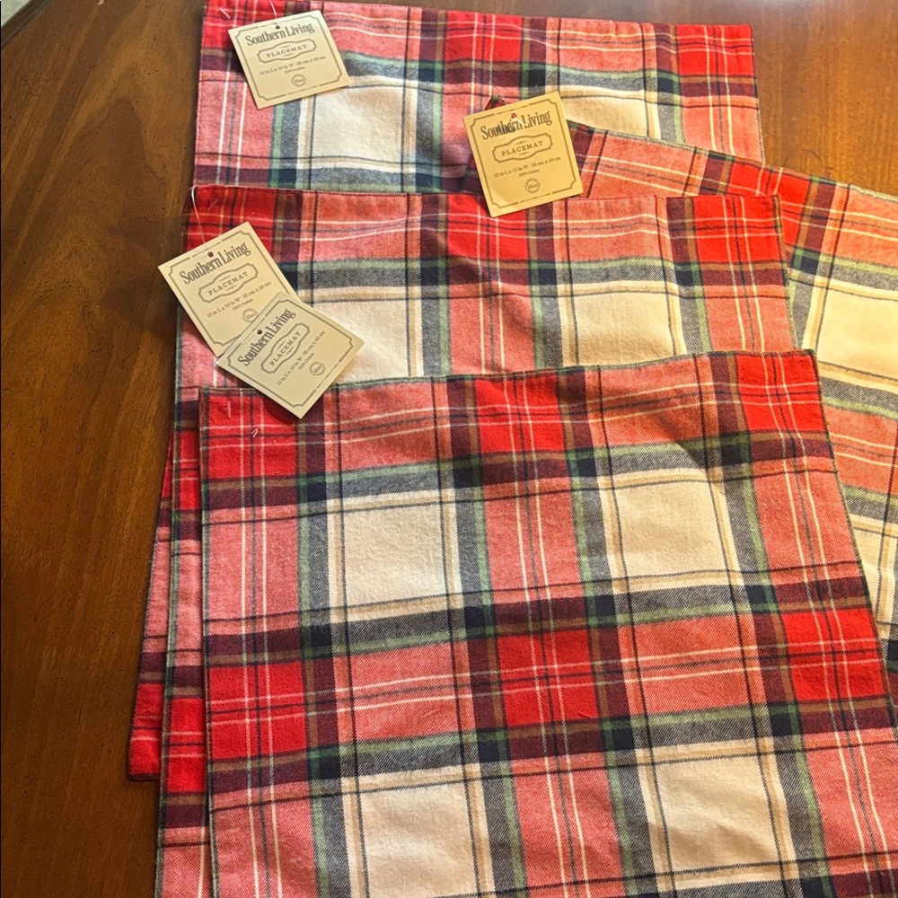 Set of 4 NWT Southern Living for Dillard’s Placemats
